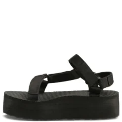 Teva Women's Universal Flatform In Black 7 Teva Women's Universal Flatform In Black -Getoutside Shoes 0 1 011 3 2 1100x