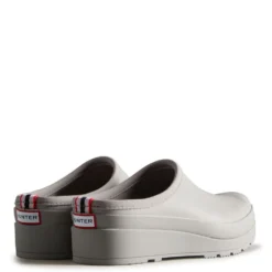 Hunter Women's Play Clogs In Zinc Grey -Getoutside Shoes 1054 4 1100x