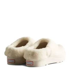 Hunter Women's Play Vegan Shearling Insulated Clogs In White 6 Hunter Women's Play Vegan Shearling Insulated Clogs In White -Getoutside Shoes ht wff1000rsp 1062 3 1100x